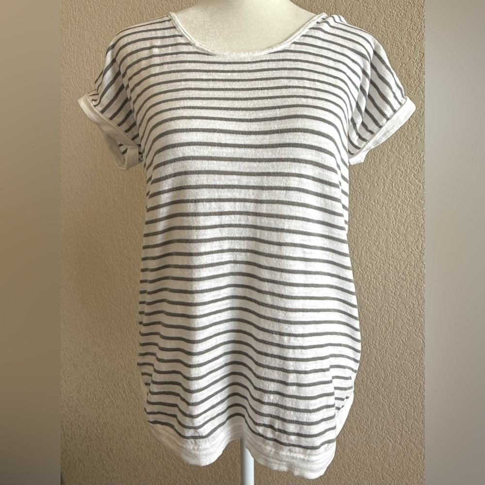 Banana Republic Lightweight Striped Knit Tee – XS